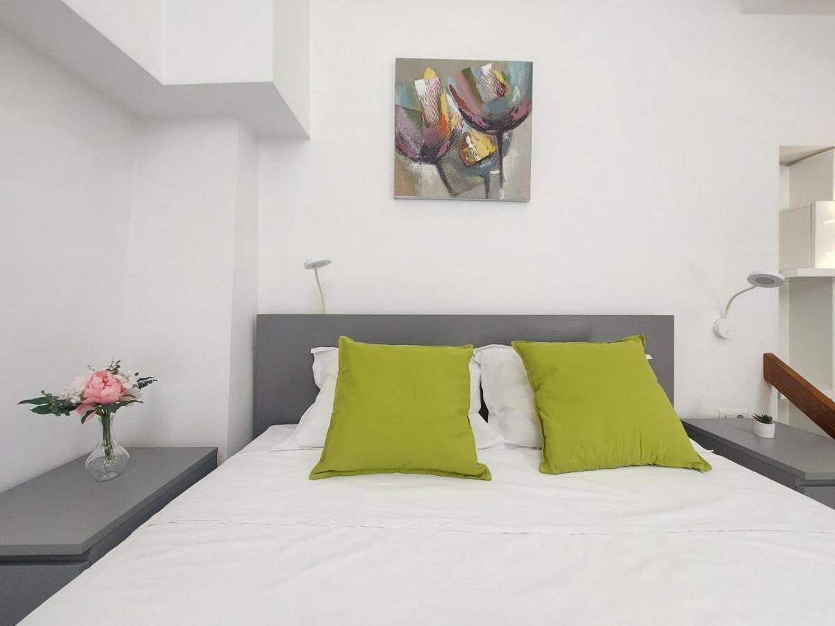 Sweet Dreams Suites Lovely Duplex Universitate Boekarest Buitenkant foto
