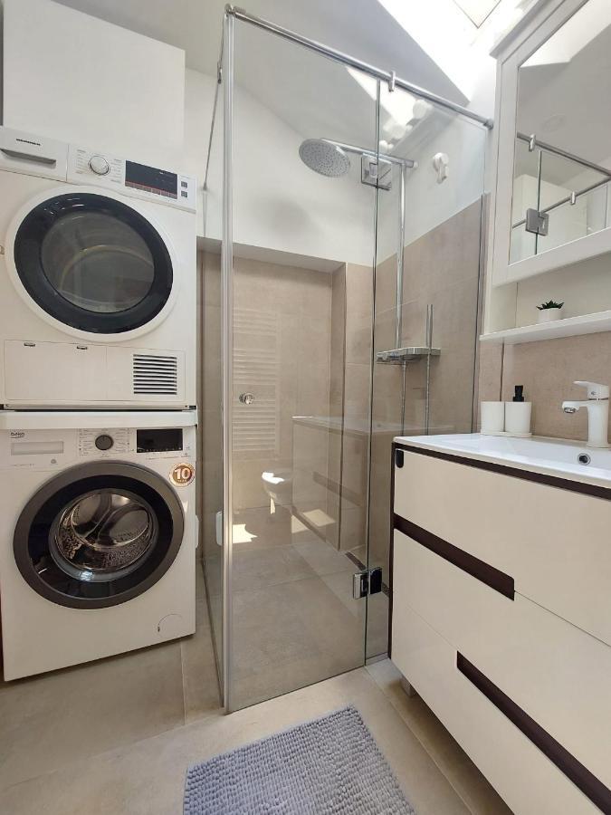 Sweet Dreams Suites Lovely Duplex Universitate Boekarest Buitenkant foto