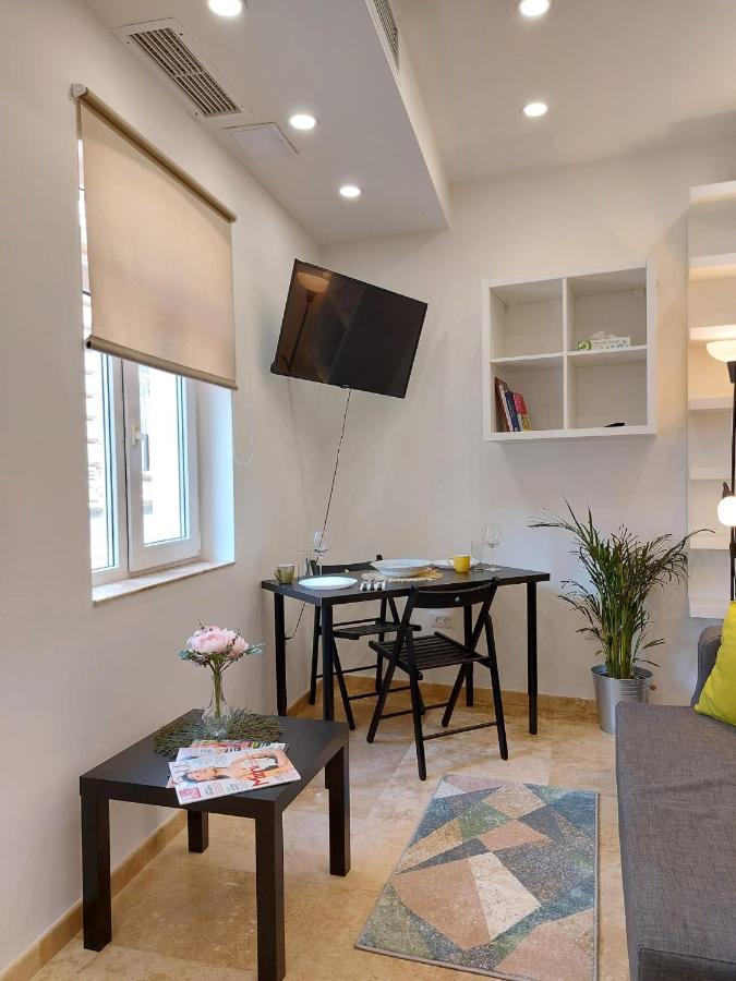 Sweet Dreams Suites Lovely Duplex Universitate Boekarest Buitenkant foto