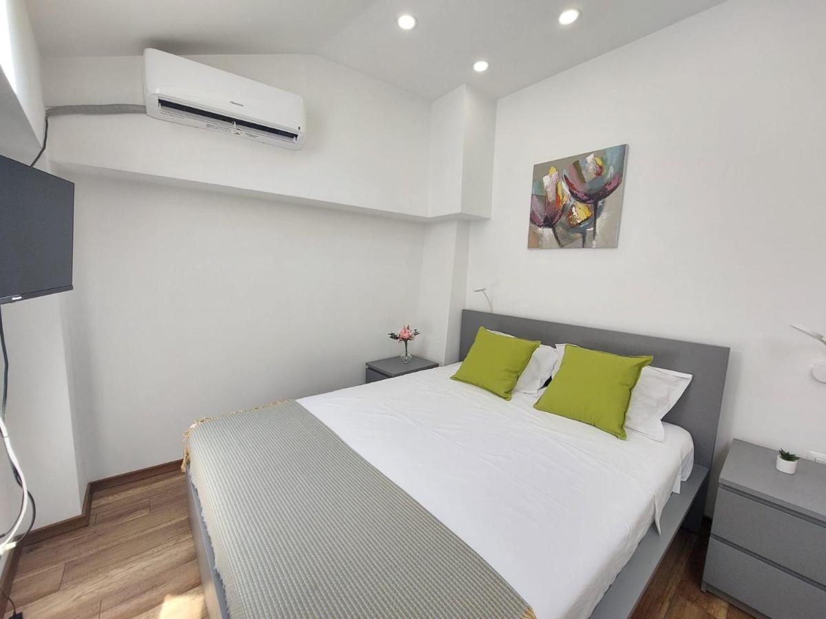Sweet Dreams Suites Lovely Duplex Universitate Boekarest Buitenkant foto